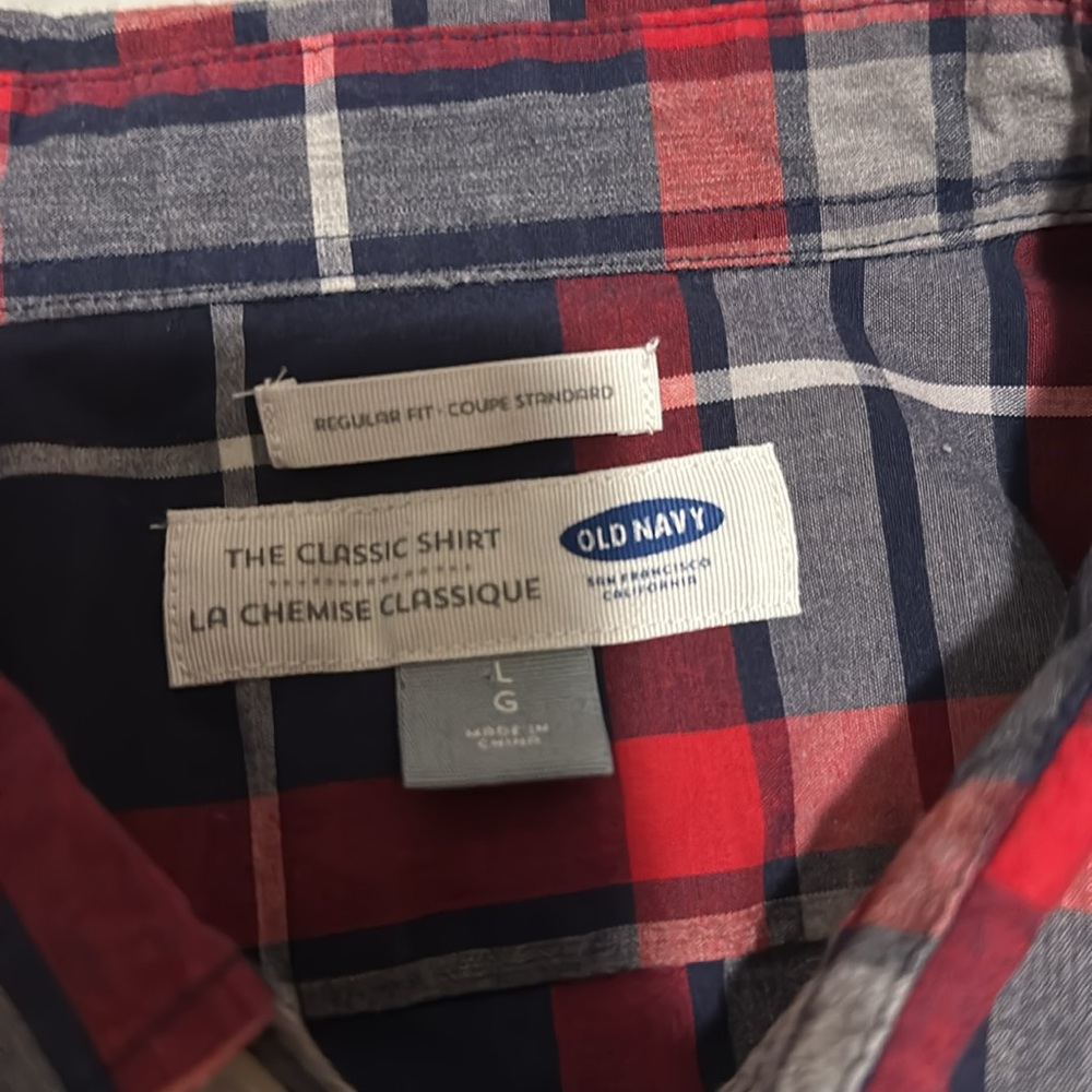 Men’s Old Navy casual button down - Picture 2 of 2